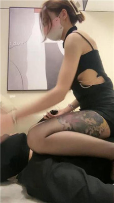 【小软】高跟黑丝插嘴深喉_HD绳艺资源