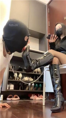 【宝爷】鞋柜清理-人体擦鞋器-深喉_HD绳艺资源