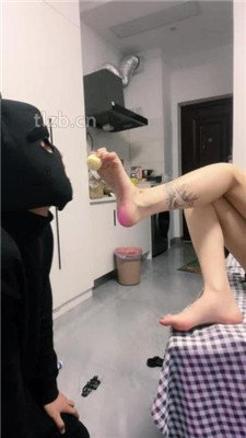 图片[9]_【智恩】舔脏鞋底/胯下辱/训练/白袜踩踏/品尝裸足_HD绳艺资源