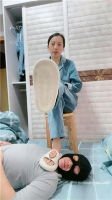 图片[2]_【九蛇大大】脏拖鞋踩狗/腿绞窒息/掐乳_HD绳艺资源