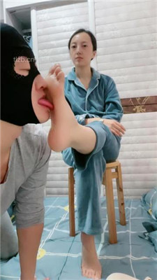 图片[7]_【九蛇大大】脏拖鞋踩狗/腿绞窒息/掐乳_HD绳艺资源