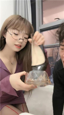 图片[20]_【可儿绳艺导师】揪耳朵/耳光暴打/踩狗爪/跪舔脏鞋底_HD绳艺资源