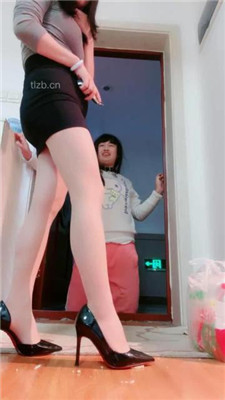 图片[19]_【桃子老师】骑马胯下辱/训练/高跟长靴踩/嘴塞袜子罚跪_HD绳艺资源