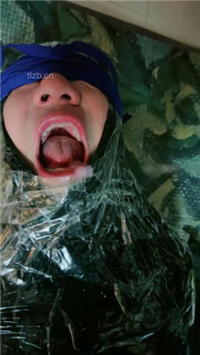 图片[4]_【叶子天津】木乃伊囚禁-长靴全体重踩踏-喝圣水口水_HD绳艺资源