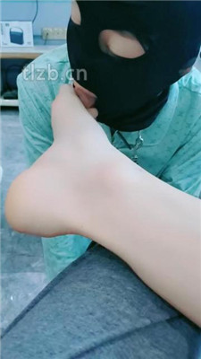 图片[2]_【慕田夫妻】圈养家奴伺候恋足调_HD绳艺资源