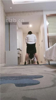 图片[5]_【嗯哼】高跟裸足恋足舔/胯下辱/骑狗背_HD绳艺资源