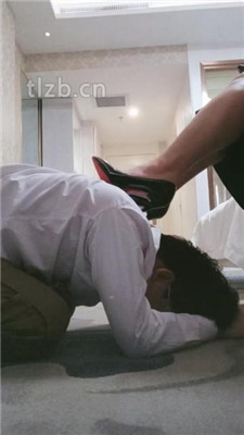 图片[8]_【嗯哼】高跟裸足恋足舔/胯下辱/骑狗背_HD绳艺资源