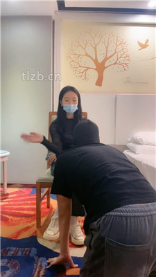 图片[3]_【小雅老师】全体重踩踏/圣水泡面/加料面包喂食_HD绳艺资源