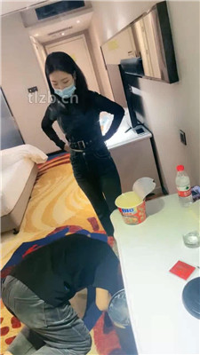 图片[11]_【小雅老师】全体重踩踏/圣水泡面/加料面包喂食_HD绳艺资源