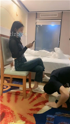 图片[15]_【小雅老师】全体重踩踏/圣水泡面/加料面包喂食_HD绳艺资源