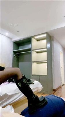 【甜沁】跪舔长靴原味白袜/吃口水_HD绳艺资源