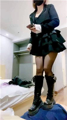 图片[3]_【甜沁】跪舔长靴原味白袜/吃口水_HD绳艺资源