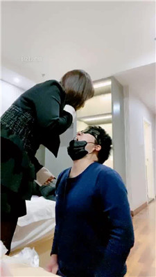 图片[4]_【甜沁】跪舔长靴原味白袜/吃口水_HD绳艺资源