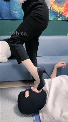 图片[12]_【木子大大】狗儿子舔主人的脏鞋底_HD绳艺资源