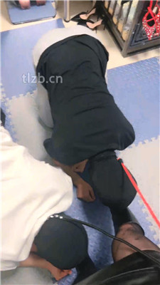 【木子大大】双奴下跪犯贱狂舔脏鞋/求赏赐圣水_HD绳艺资源