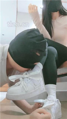 图片[5]_【妮蔻】艺术闻鞋/碾压狗头/白袜塞嘴【完整版】_HD绳艺资源