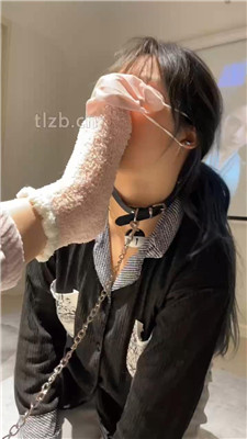 【橘子没熟】母畜-掐脖窒息/闻舔毛巾棉袜_HD绳艺资源