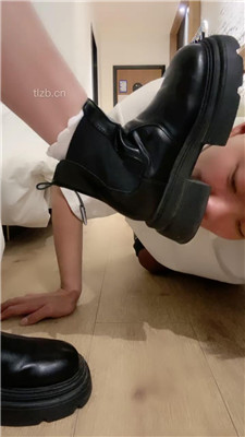 图片[2]_【新疆王祖贤】舔脏鞋/吃白袜/裸足捂脸_HD绳艺资源