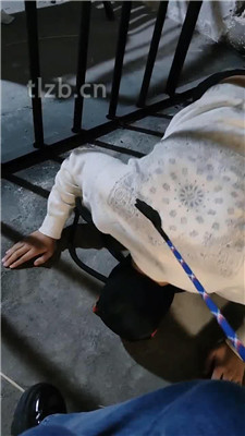 图片[4]_【月岚】刑房囚禁-遛狗爬行-踩踏碾压_HD绳艺资源