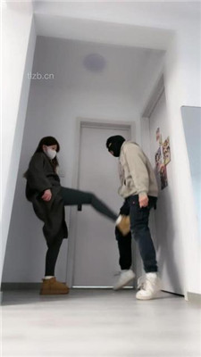 图片[19]_【樱子大人】口吐喂食/雪地靴踩虐/提档耳光/训练_HD绳艺资源