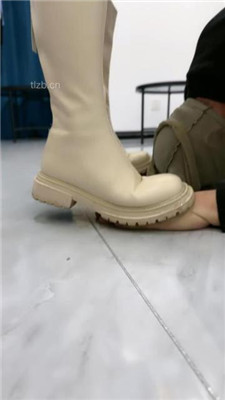 图片[7]_【领主老大】长靴碾压狗爪/训练/骑狗背/舔超脏靴子_HD绳艺资源