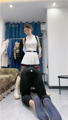 图片[9]_【领主老大】长靴碾压狗爪/训练/骑狗背/舔超脏靴子_HD绳艺资源