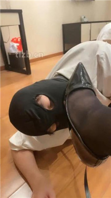 图片[5]_【婪S】黑丝高跟诱惑舔/裸足喂食_HD绳艺资源