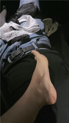 图片[3]_【禾未】车内黑丝美腿诱惑调【完整版】_HD绳艺资源