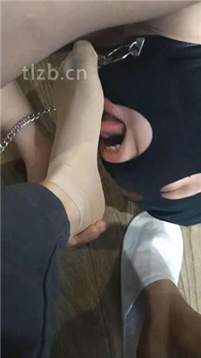 图片[10]_【姜果果】跪舔脏鞋臭袜/吃袜子_HD绳艺资源