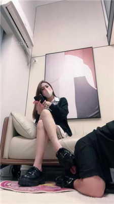 图片[2]_【小软】疯狂羞辱父母-圣水+袜子_HD绳艺资源