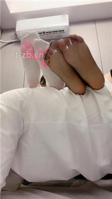 图片[9]_【我偏不】情侣奴-奴下奴-丝袜脚恋足舔/踩踏_HD绳艺资源