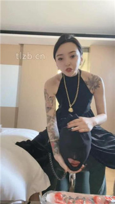 图片[6]_【小月牙】狗链拴丧家之犬-虐乳/藤条抽/闻舔高跟/卫生巾辱_HD绳艺资源