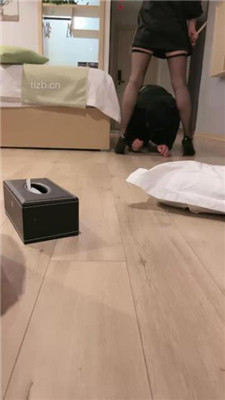 图片[11]_【烁烁】坐脸窒息/转胯sp/跪舔黑丝高跟/踩踏喂食_HD绳艺资源