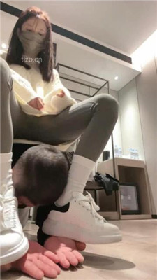 图片[4]_【阿月大王】瑜伽裤S-运动鞋/雪地靴-碾狗爪/踩头深喉_HD绳艺资源