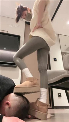 图片[13]_【阿月大王】瑜伽裤S-运动鞋/雪地靴-碾狗爪/踩头深喉_HD绳艺资源