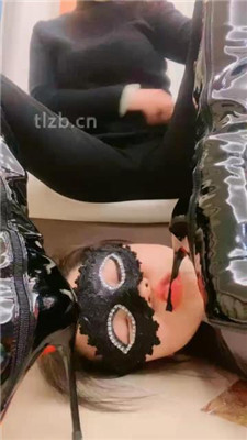 图片[4]_【高傲】裸足吮吸狂舔/长靴高跟碾压踩_HD绳艺资源