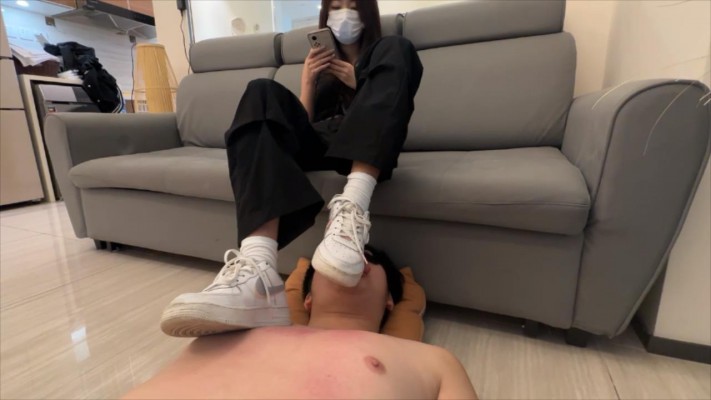 图片[7]_【无双sama】30分钟踩踏舔鞋底_HD绳艺资源