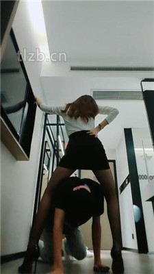 图片[3]_【多多】艺术闻鞋窝/转胯/全体重踩踏/坐狗头_HD绳艺资源