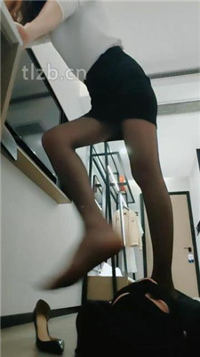 图片[9]_【多多】艺术闻鞋窝/转胯/全体重踩踏/坐狗头_HD绳艺资源