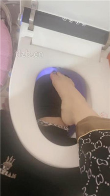 图片[4]_【小月牙】训练厕奴-踩踏/头压马桶/口水吐脸/赏赐圣水/胶带裹脸_HD绳艺资源