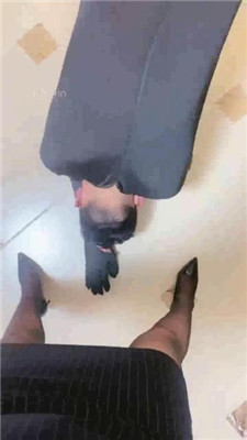 图片[6]_【高傲】情侣奴-遛狗爬楼梯/转胯/强迫圣水_HD绳艺资源