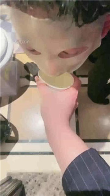 图片[20]_【高傲】情侣奴-遛狗爬楼梯/转胯/强迫圣水_HD绳艺资源