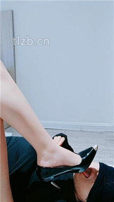 【欲S】原味裸足踩脚垫/喂圣水_HD绳艺资源