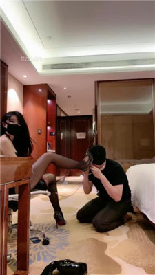 图片[16]_【玥樾】性感S-长靴黑丝踩虐/狗链遛狗/重度提档/虐乳_HD绳艺资源