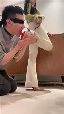 图片[12]_【小x大王】狗链遛狗/高跟美腿崇拜/耳光/踩狗舌_HD绳艺资源