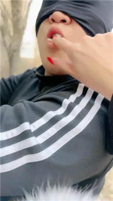 图片[2]_【沅芷大人】吊绑树上鞭子狂抽_HD绳艺资源