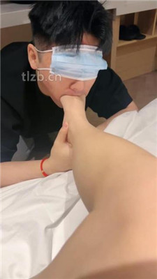 图片[6]_【jenn】绿帽狗跪舔粉棉袜脏鞋/脚插嘴_HD绳艺资源