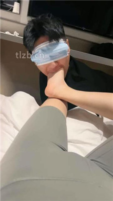 图片[9]_【jenn】绿帽狗跪舔粉棉袜脏鞋/脚插嘴_HD绳艺资源