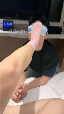 图片[11]_【jenn】绿帽狗跪舔粉棉袜脏鞋/脚插嘴_HD绳艺资源