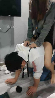 图片[11]_【04年情侣s】情侣主臭脚丫羞辱绿帽贱奴_HD绳艺资源